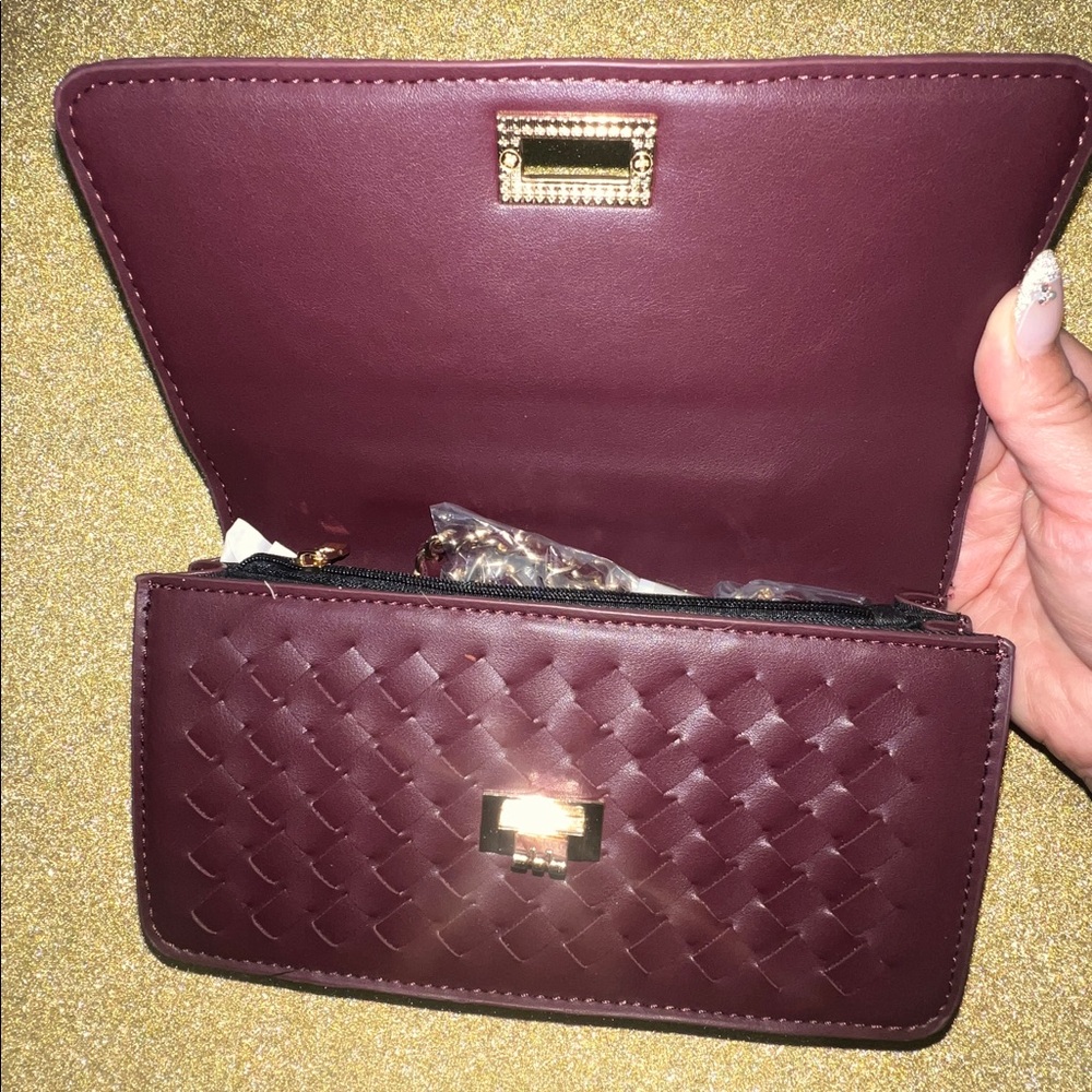 New Elegant Woven Burgundy Clutch and Crossbody - Picture 13 of 17